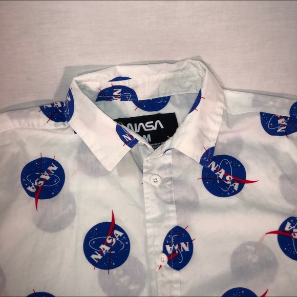 Men’s NASA All Over Print Casual Button Up Size M - Picture 2 of 4
